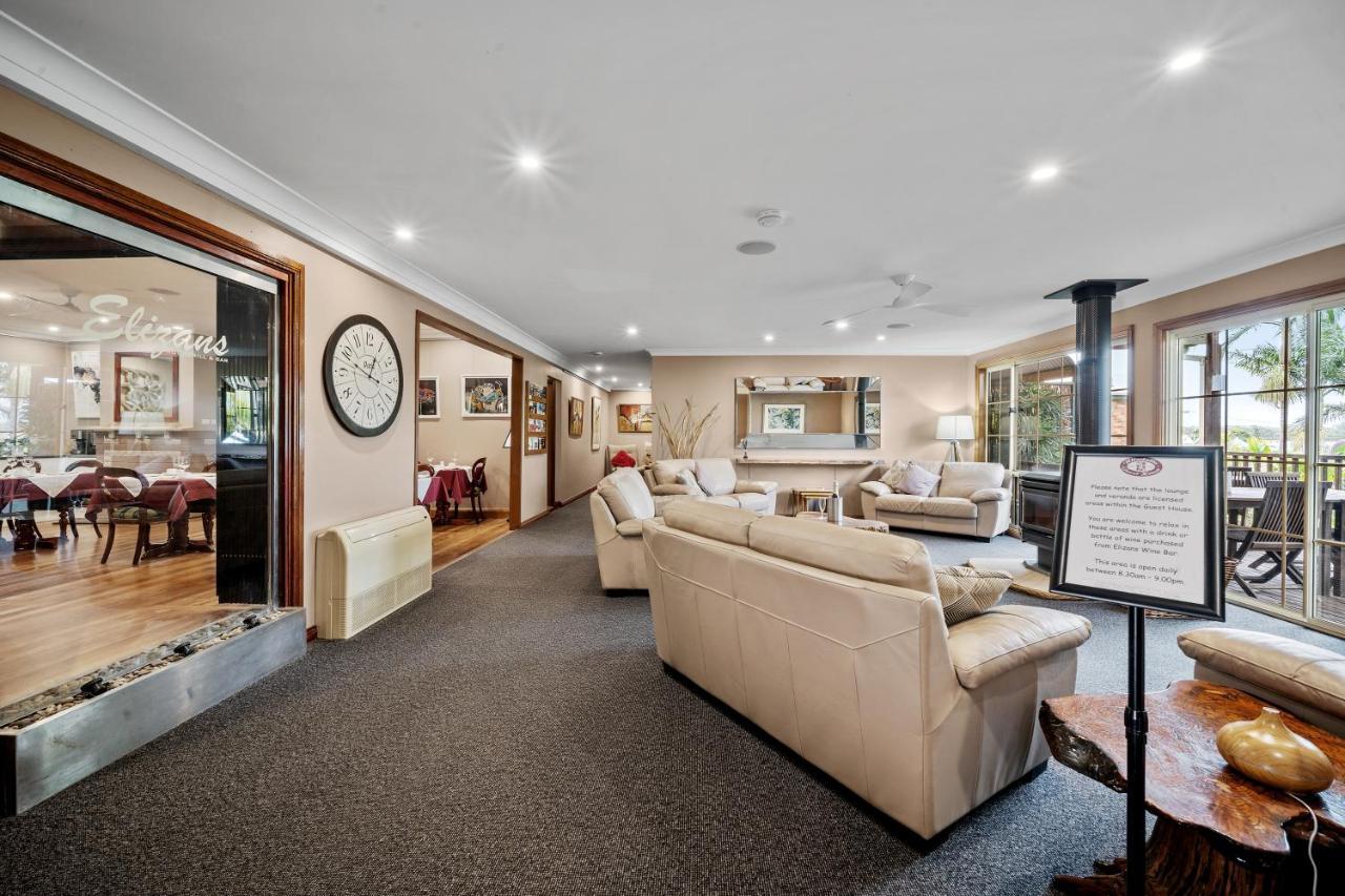 Oasis Inn Ulladulla - Welcoming Guests 18 Years And Older Exterior foto