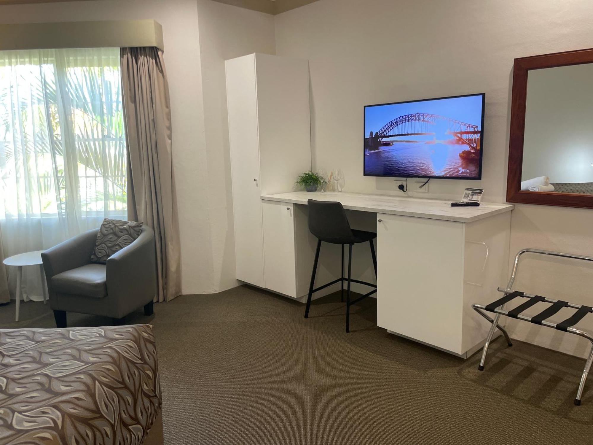 Oasis Inn Ulladulla - Welcoming Guests 18 Years And Older Exterior foto