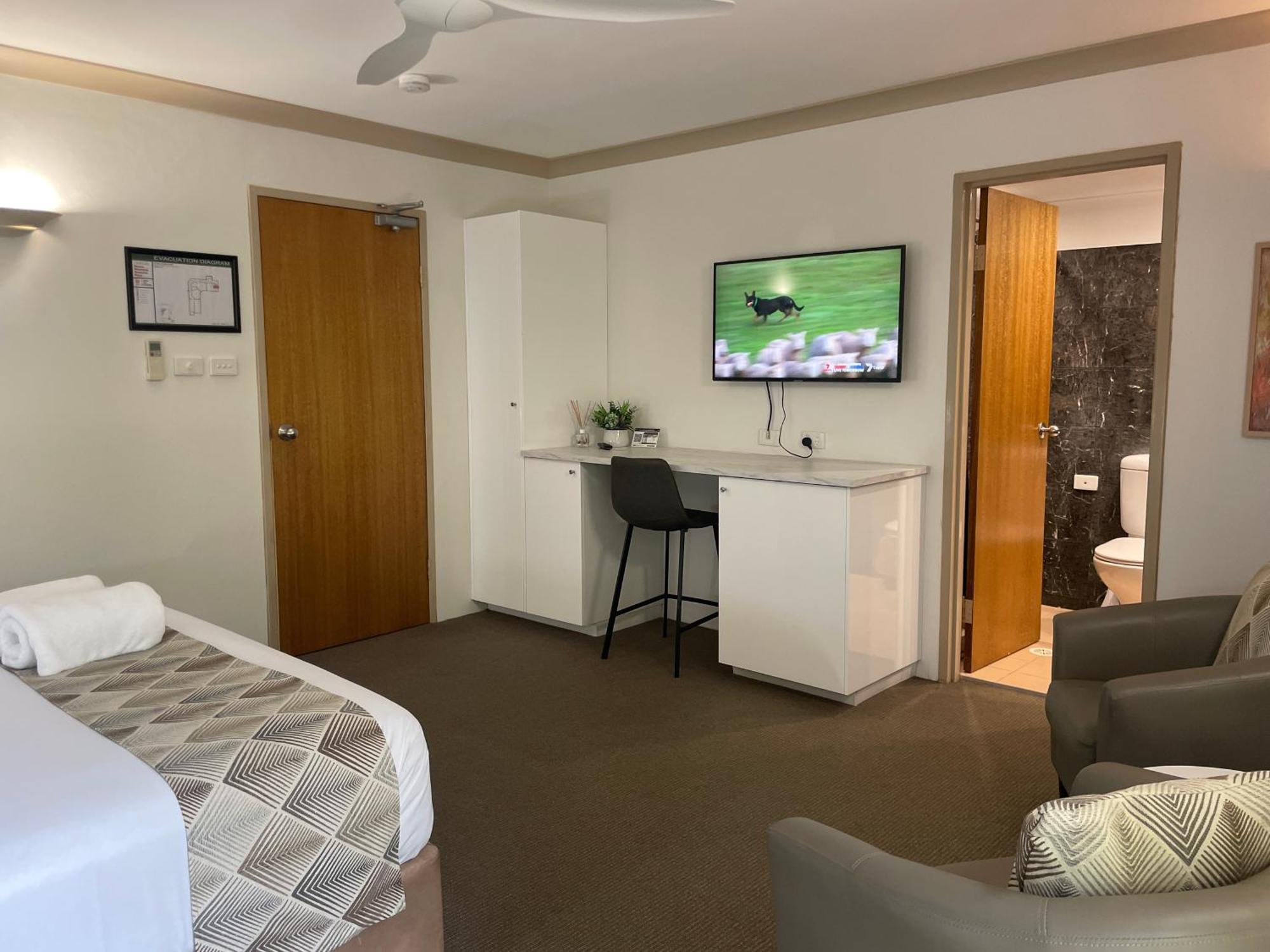 Oasis Inn Ulladulla - Welcoming Guests 18 Years And Older Exterior foto