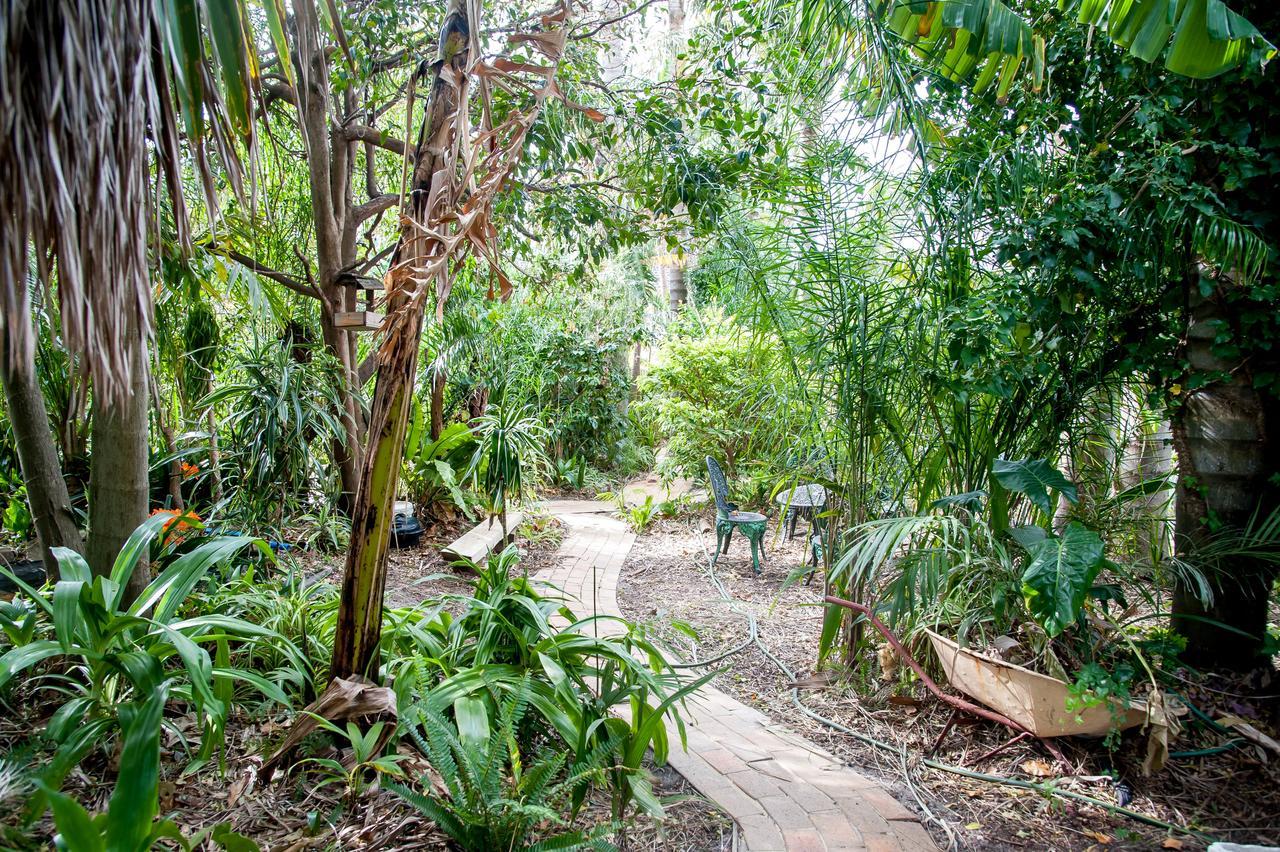 Oasis Inn Ulladulla - Welcoming Guests 18 Years And Older Exterior foto